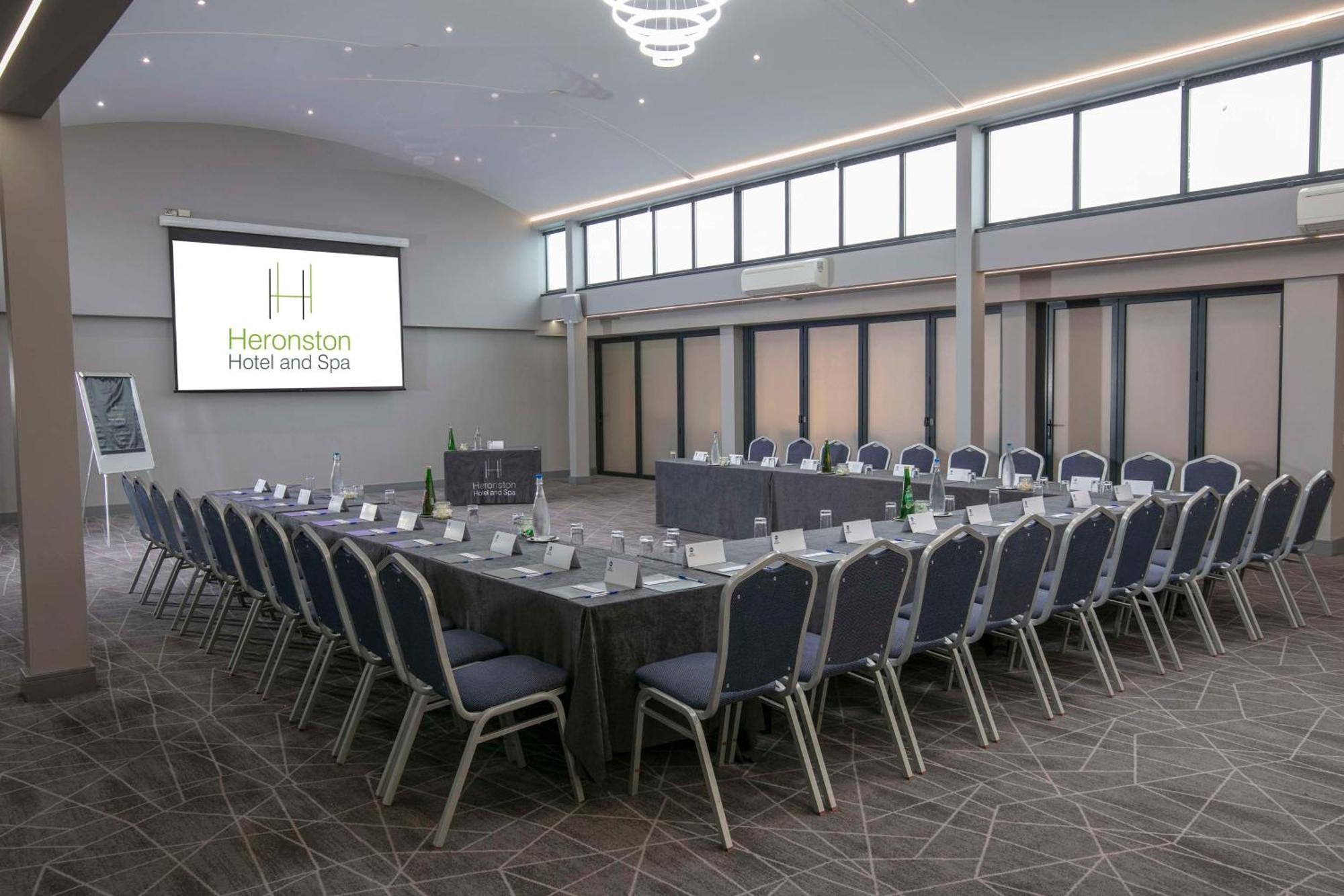 Best Western Premier Heronston Hotel & Spa Bridgend  Exterior foto