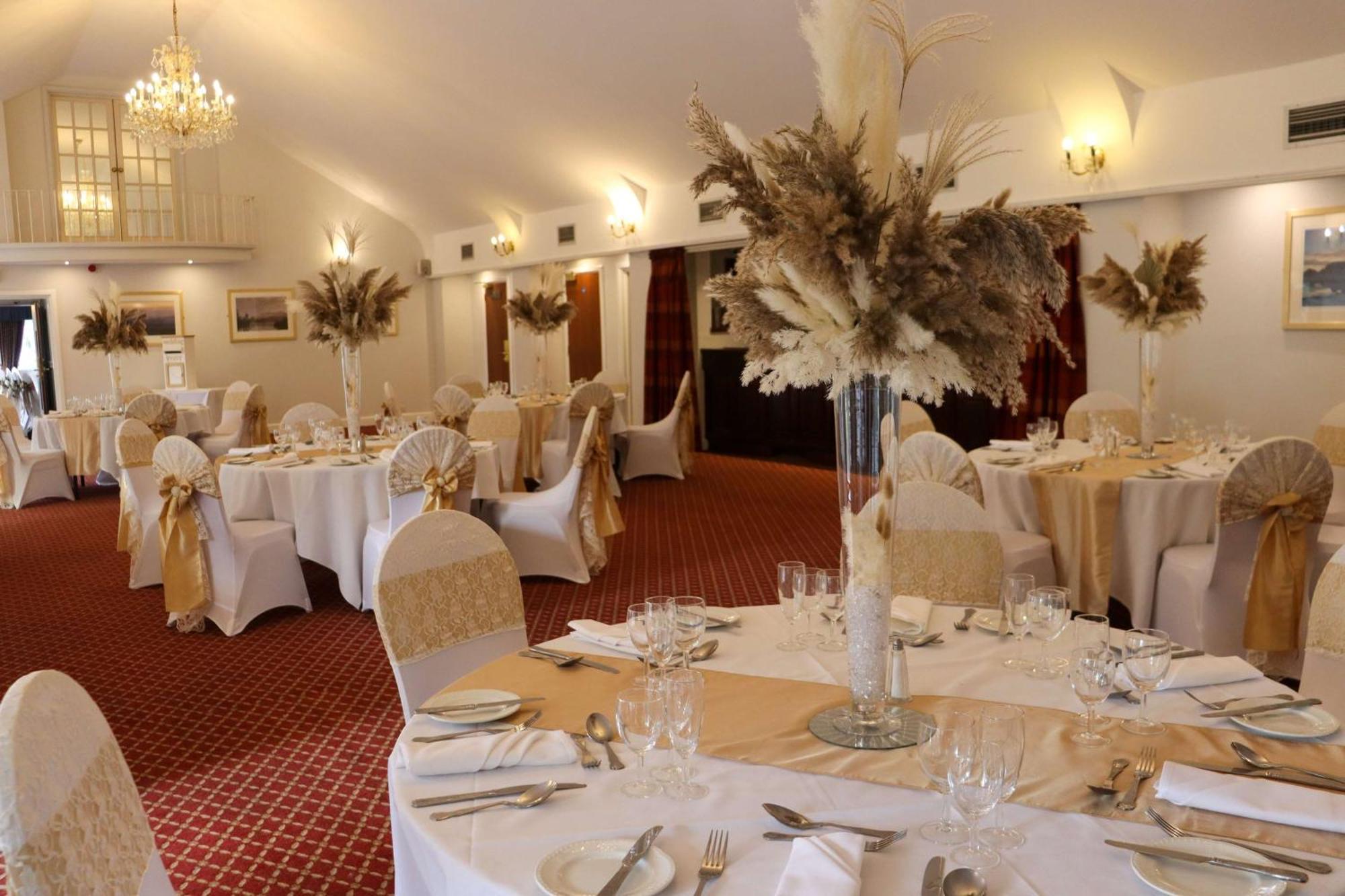 Best Western Premier Heronston Hotel & Spa Bridgend  Exterior foto